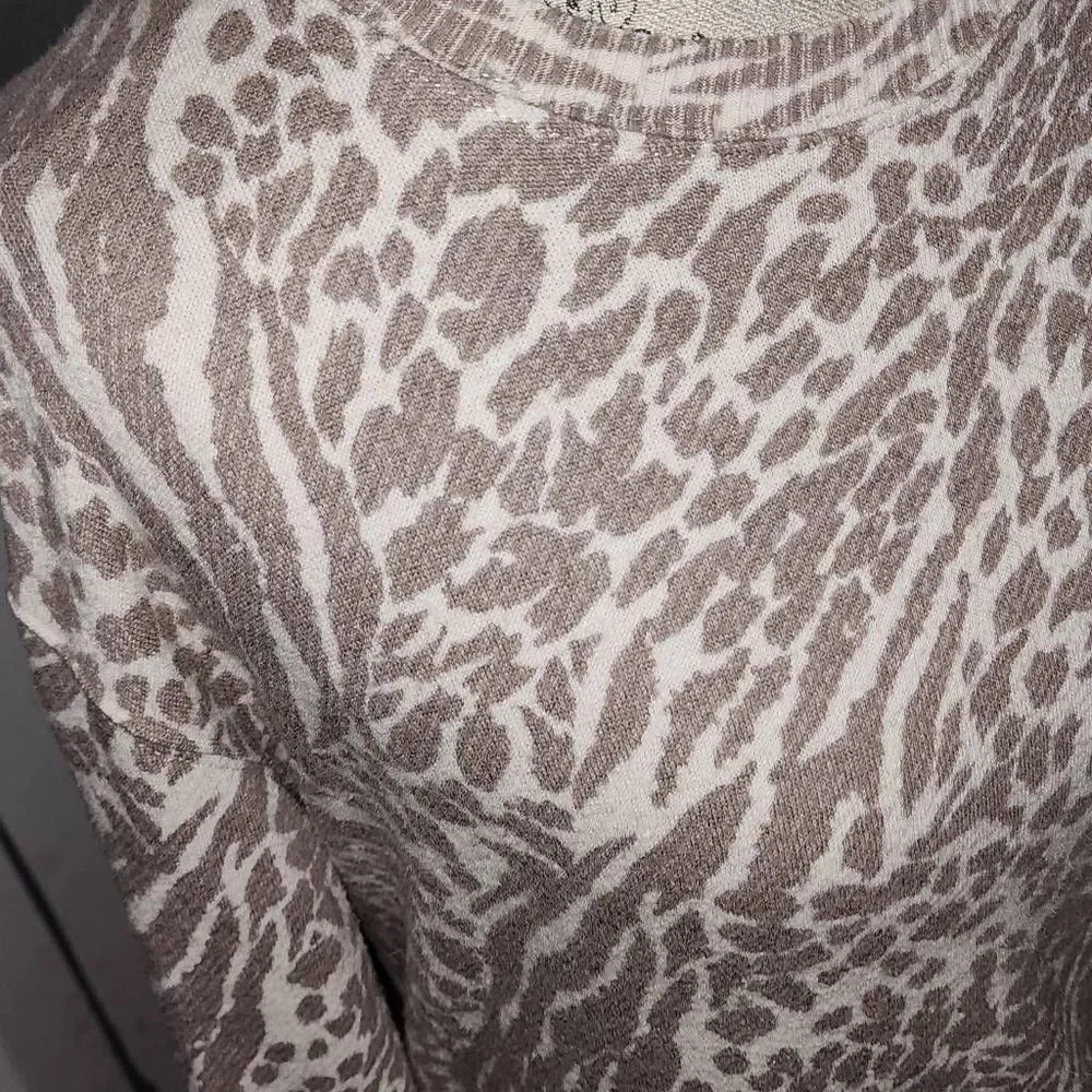 Rails Womens Ramona Natural Animal‎ Spots Crew Sweatshirt Medium - Picture 3 of 6